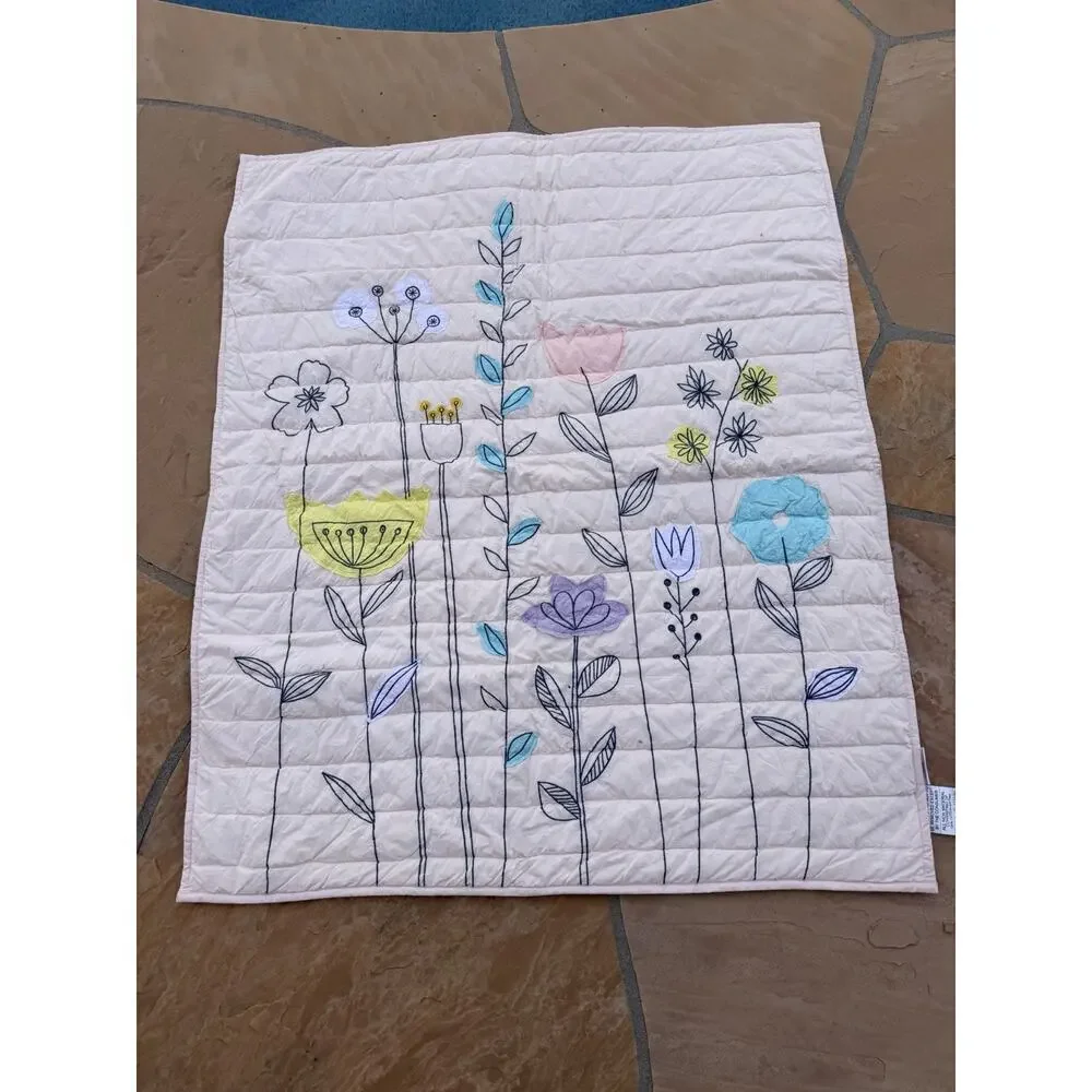 Land of Nod Quilt Modern Floral Pink Toddler Baby Comforter 37 X 46 2013